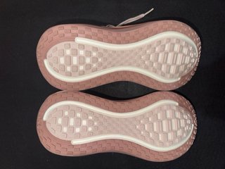 Nike Vomero Plus