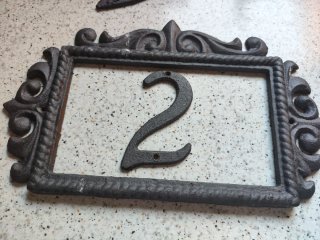 Placa decorativa números 29 hierro forjado