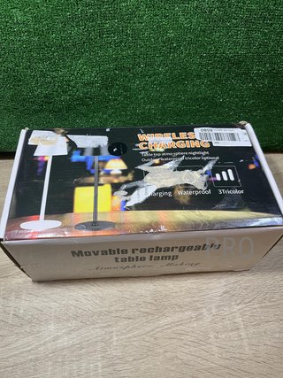 Lámpara de mesa