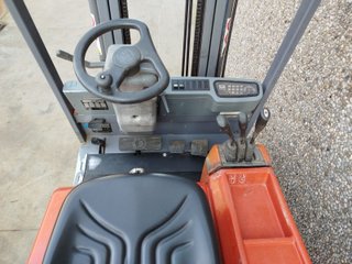 TORO ELÉCTRICO BT 1200 KGS
