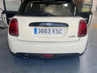 Mini Cooper Crema y Negro
