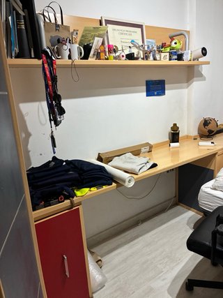 Lote de armario, escritorio y estanteria