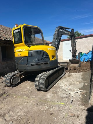 Excavaciones, piscinas y derribos