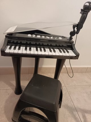 Piano per bambini con microfono