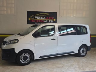 Opel Vivaro 2021 9 PLAZAS