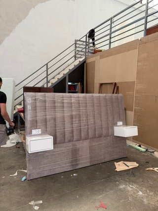 Base de cama con cabecero