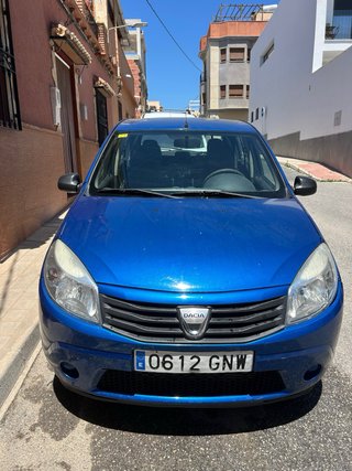 Dacia Sandero 2010