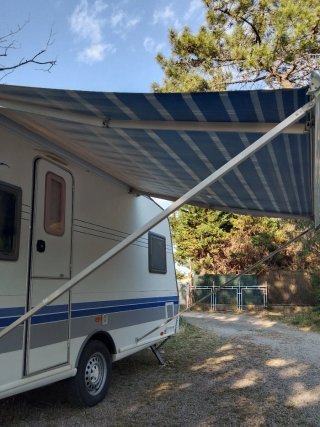 Caravana Hobby Deluxe Easy 2005