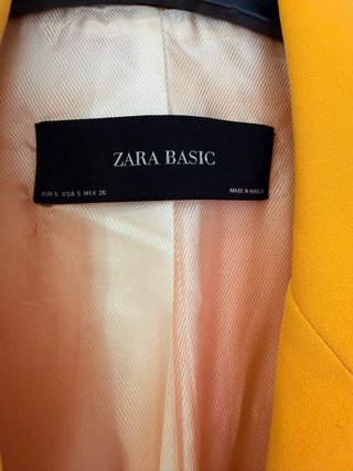 Blazer Zara Amarillo Talla L