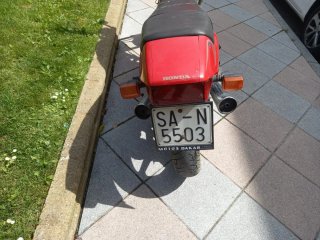 Honda CB Two Fifty Roja