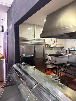 TRASPASO RESTAURANTE EN PG INDUSTRIAL MASSANASSA