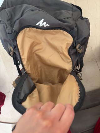 Mochila de trekking Quechua Escape 50