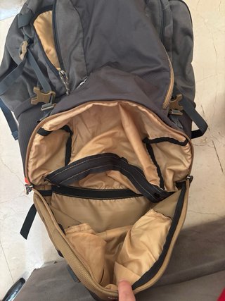 Mochila de trekking Quechua Escape 50