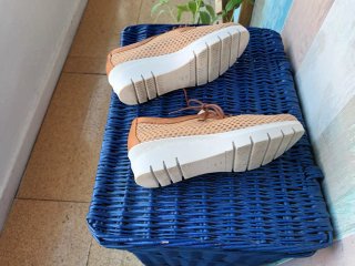 Zapatos Pitillos Beige/Marrón Talla 38