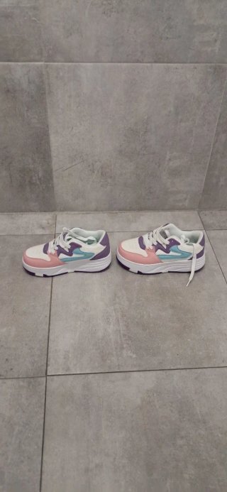 Zapatillas niña con ruedas Talla 34 (roller)