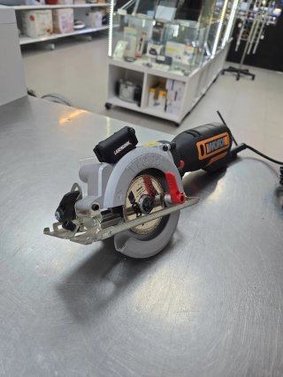 Sierra Circular Worx WR427 710W Nueva