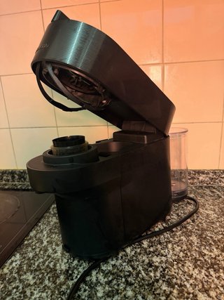 Cafetera Nespresso Vertuo Pop Negra