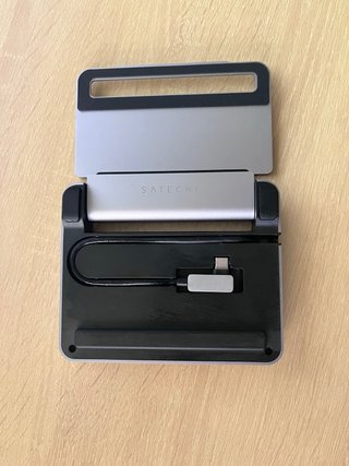 Hub y Soporte Satechi iPad 6 en 1 USB-C