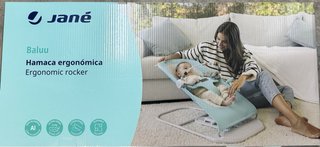 Hamaca Jané con arco de actividades, la mejor