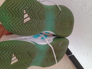 Zapatillas Adidas Blancas y Verdes talla 42