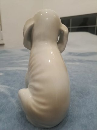 Figura vintage cane in porcellana