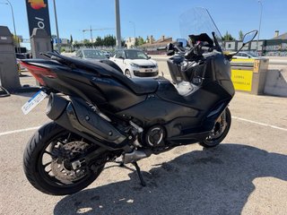 Yamaha Tmax 2022 - 8.400 km