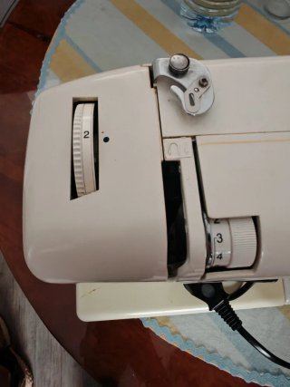 Máquina de coser Sigma 556