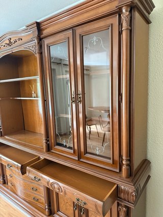 REGALO  Mueble de comedor clásico madera
