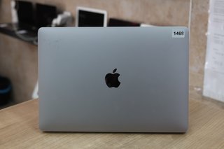 MacBook Air 13" i5 2018