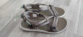 Sandalias Columbia grises y verdes