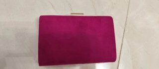 Conjunto bolso y sandalias fucsia