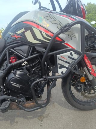 Benelli TRK 702X Adventure Moto