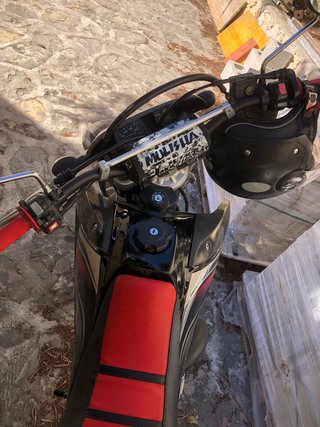 Yamaha DT125RE Enduro Negra/Roja