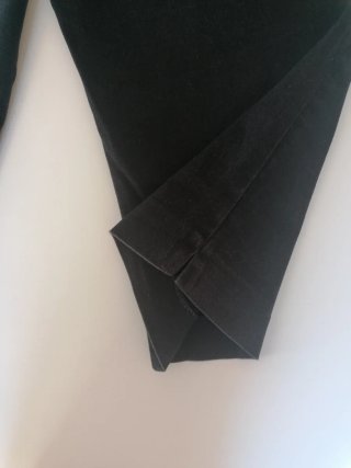Pantalón capri negro Zara