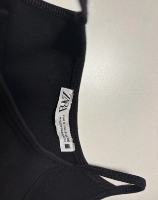 Body nero con spalline sottili