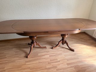 Mesa de comedor extensible de madera