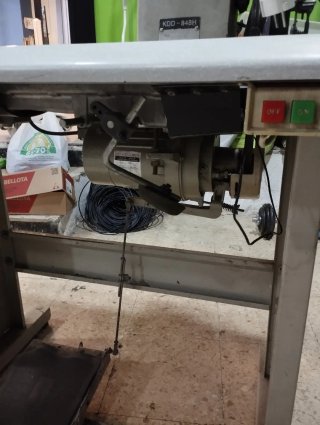 Máquina de coser industrial Fomax