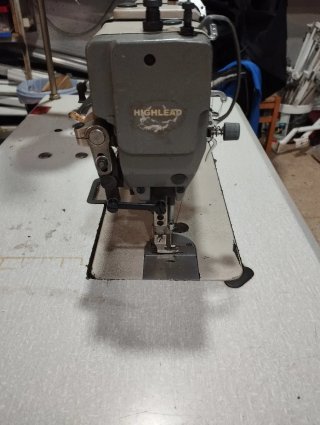 Máquina de coser industrial Fomax
