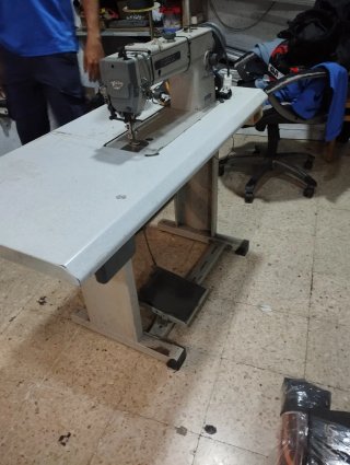 Máquina de coser industrial Fomax