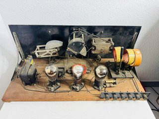 Radio antigua válvulas cofre 1920
