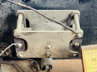 Radio antigua válvulas cofre 1920
