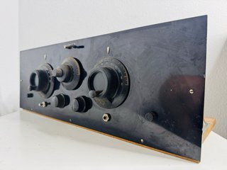 Radio antigua válvulas cofre 1920