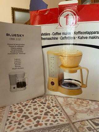 Cafetera nueva sin usar