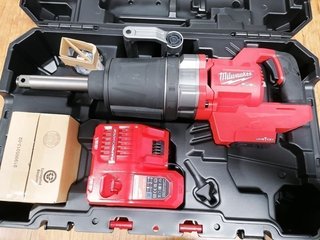 NUEVA: Pistola impacto batería camión Milwaukee