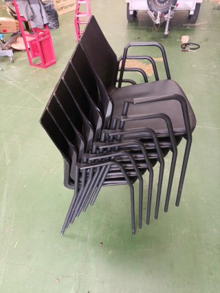 Mesa de juntas ovalada y 6 sillas