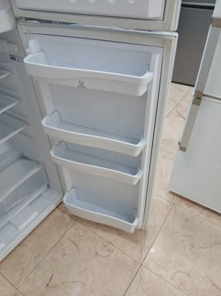 Nevera Indesit Blanca