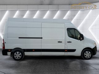 NISSAN NV400 2018