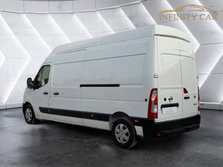 NISSAN NV400 2018