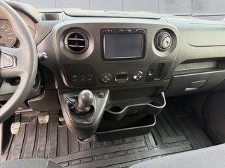 NISSAN NV400 2018