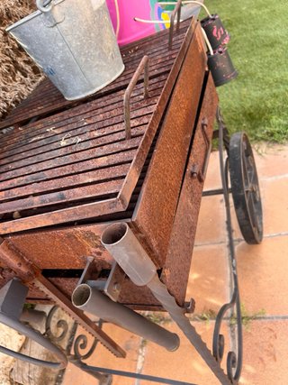 Barbacoa de hierro decorativa